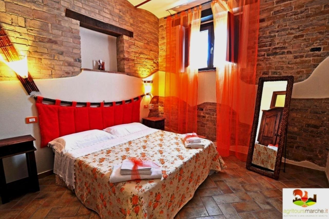 Agriturismo Galanti Cossignano Esterno foto