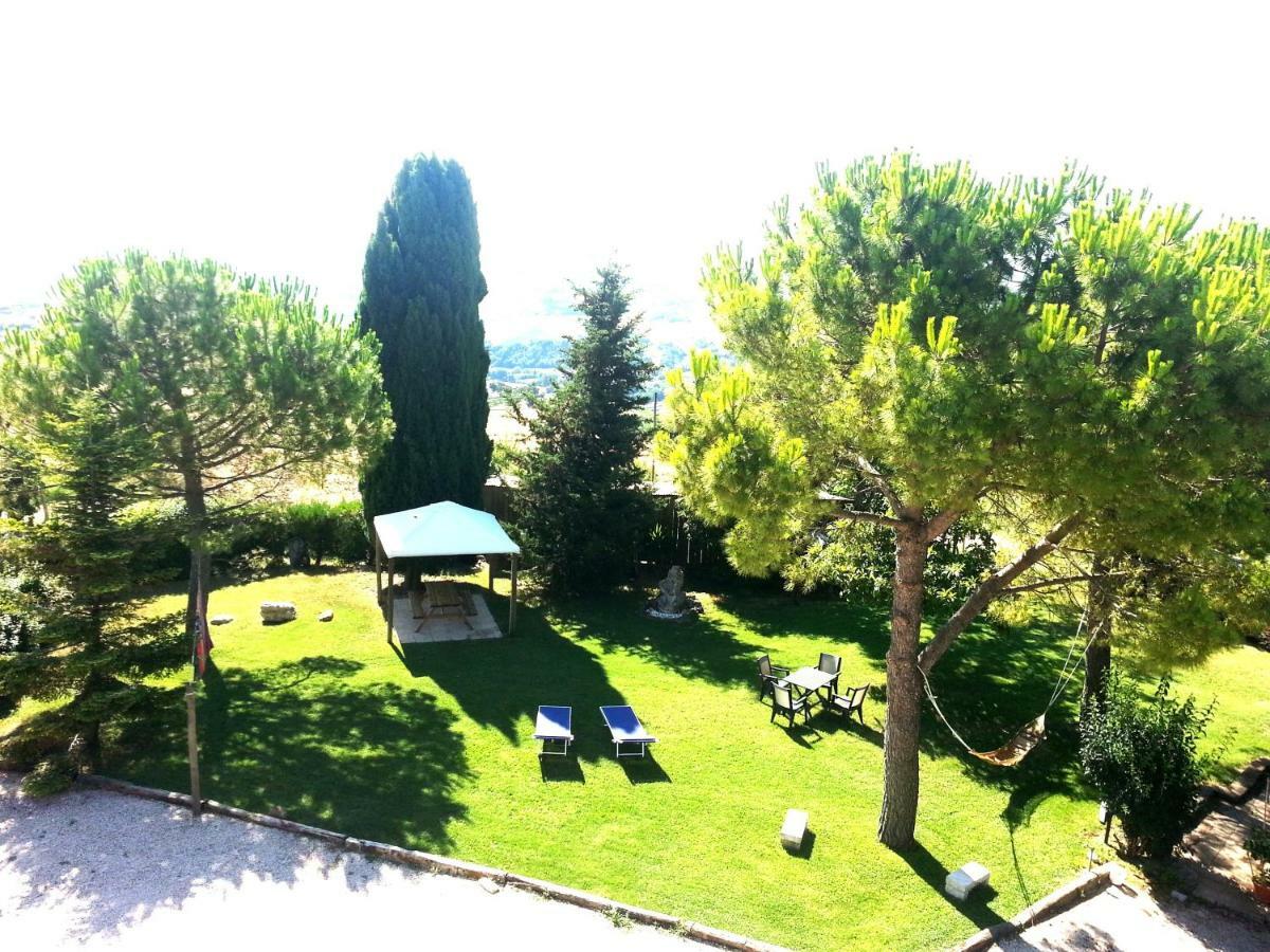 Agriturismo Galanti Cossignano Esterno foto